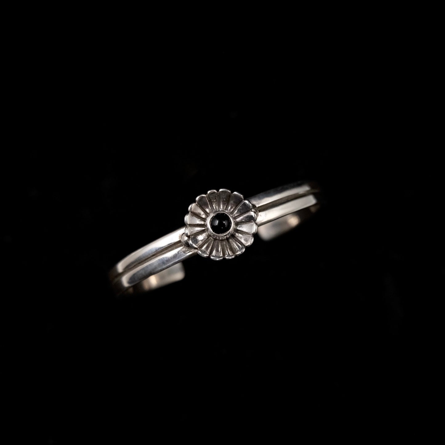 Onyx Daisy Cuff {S}