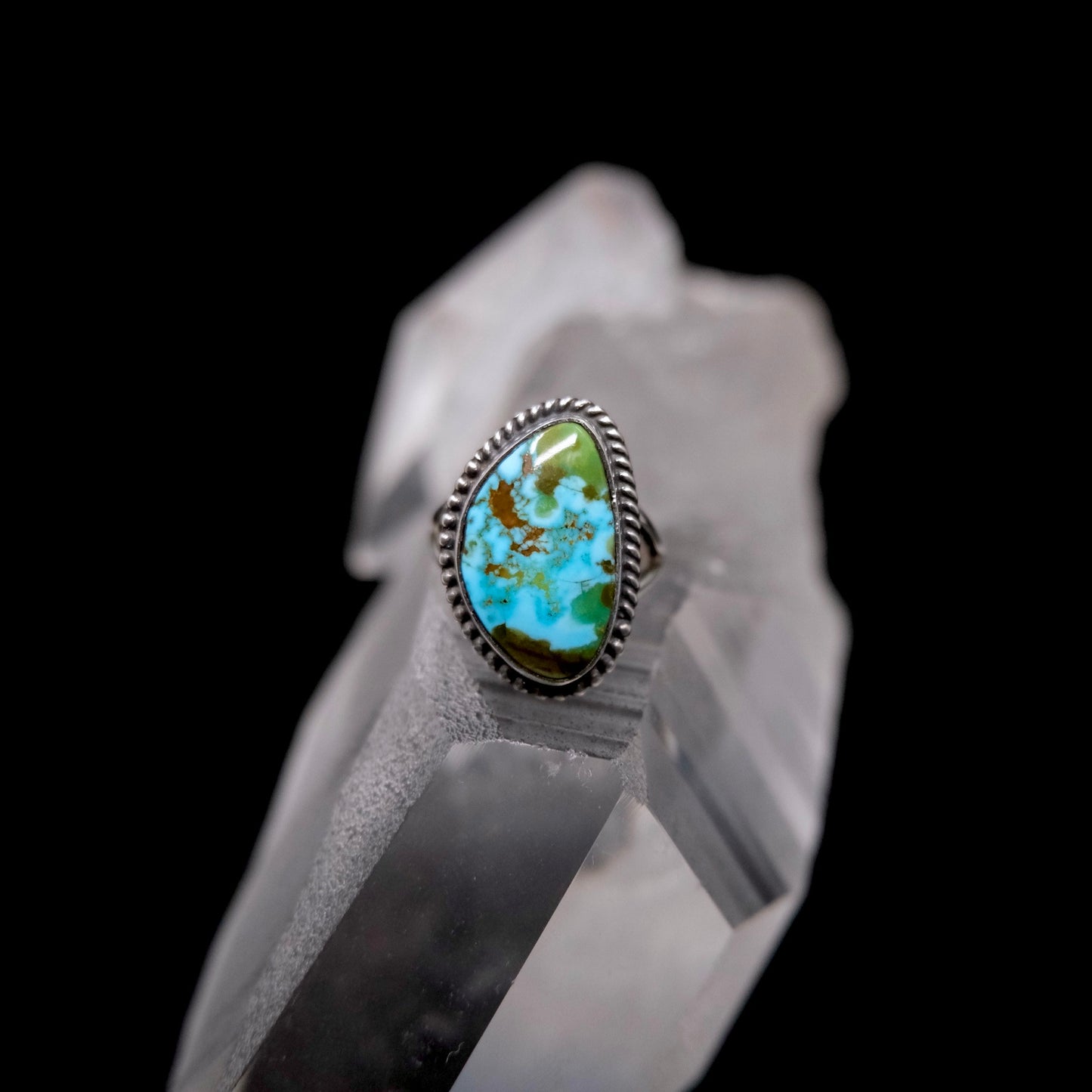 Polychrome Kingman Turquoise Ring {6.75}