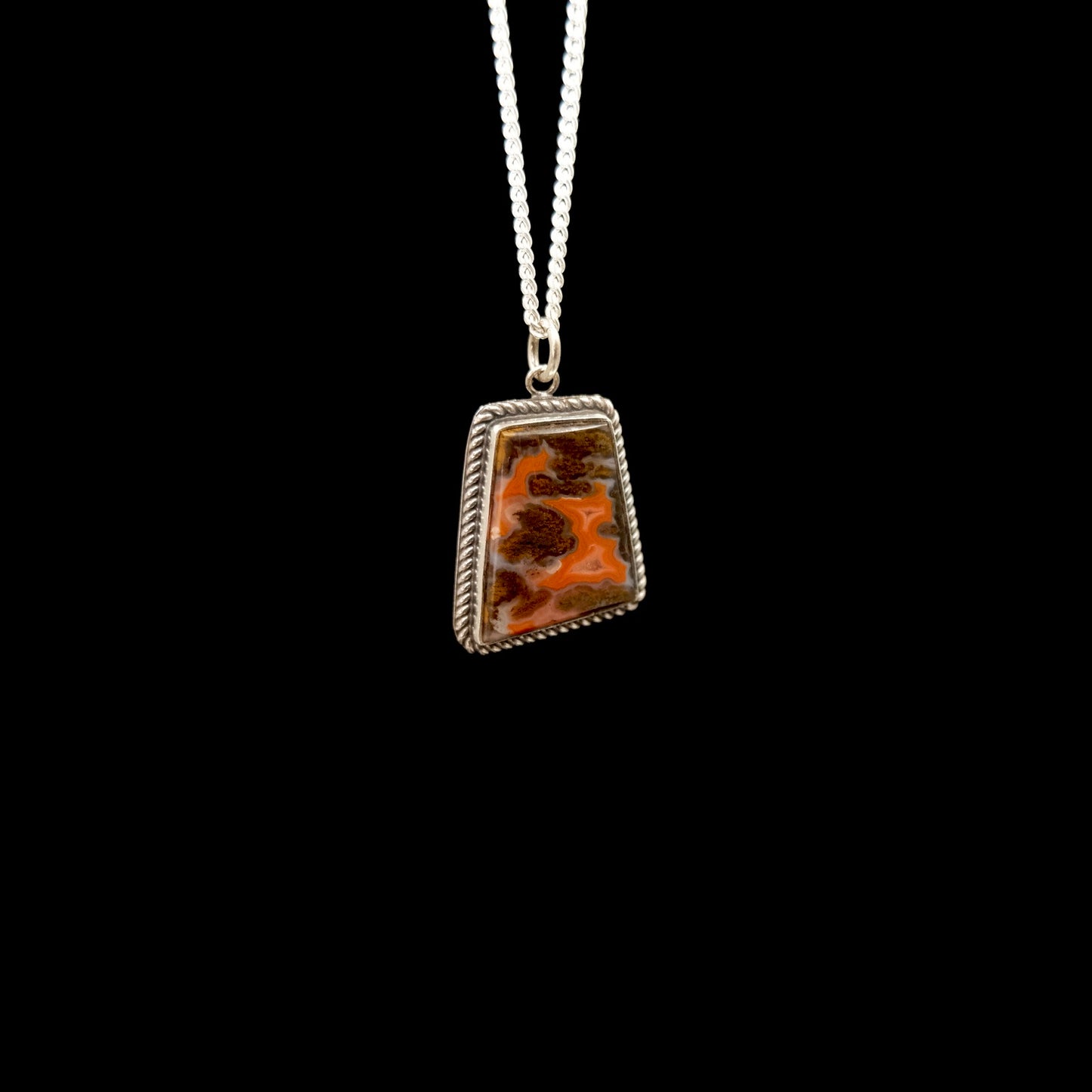 Moroccan Seam Agate Necklace