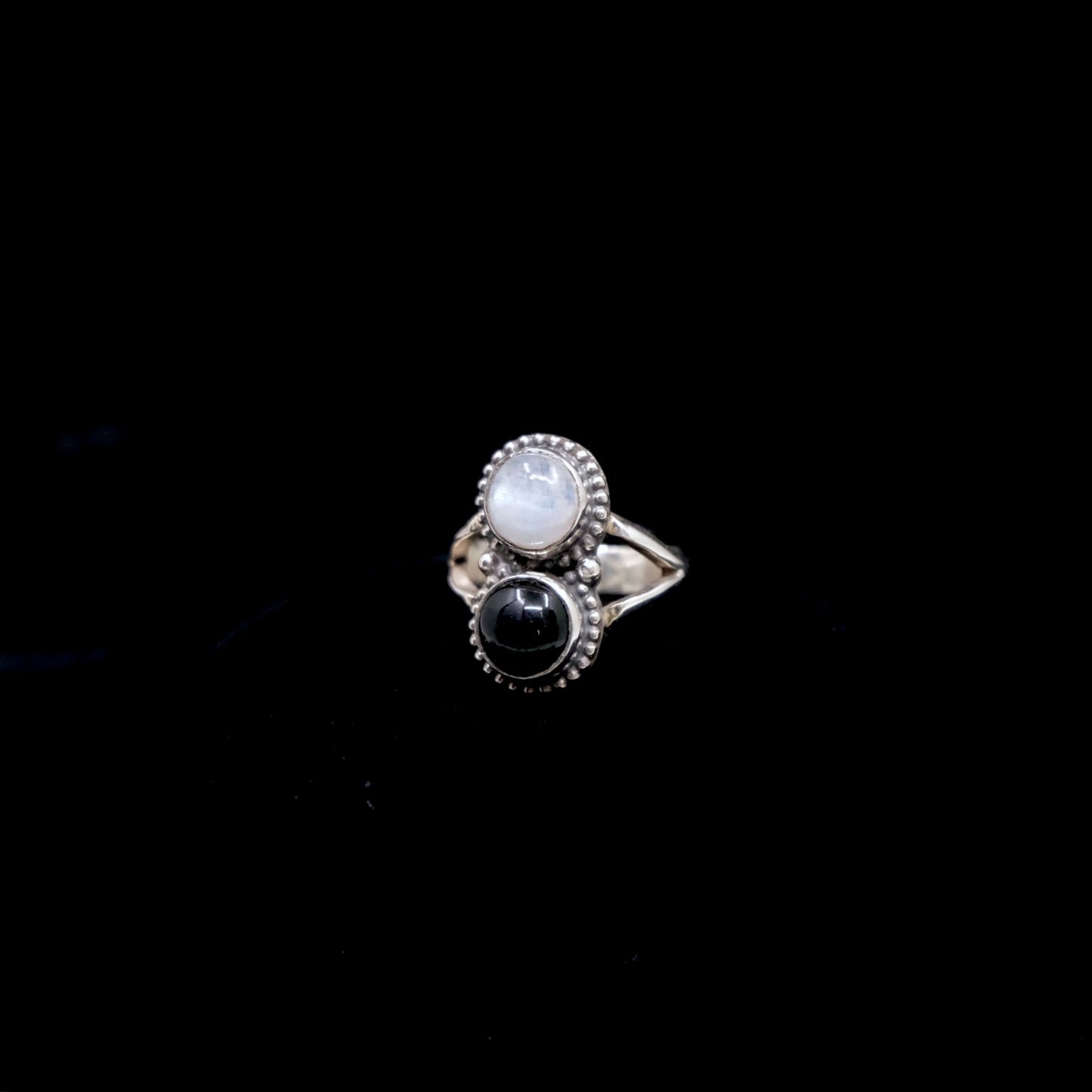 Yin & Yang Ring {6.5}