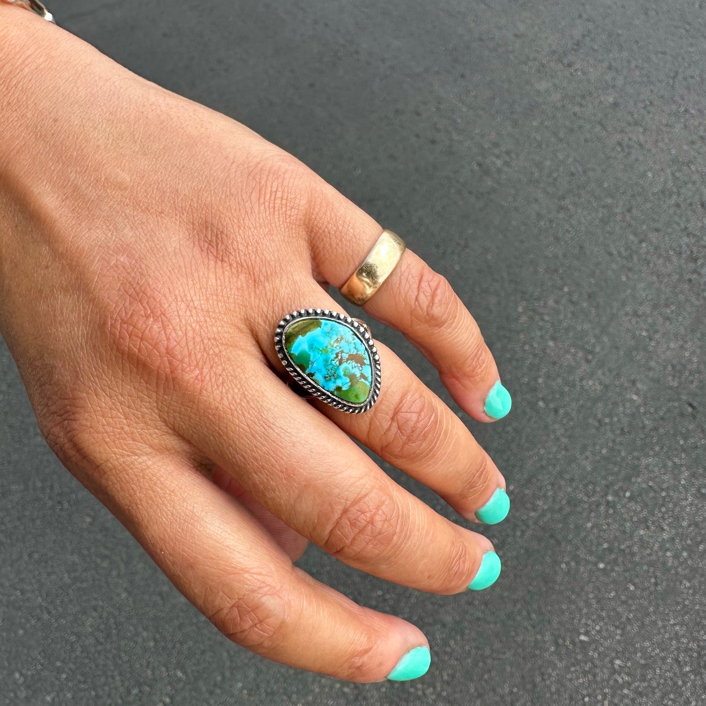 Polychrome Kingman Turquoise Ring {6.75}