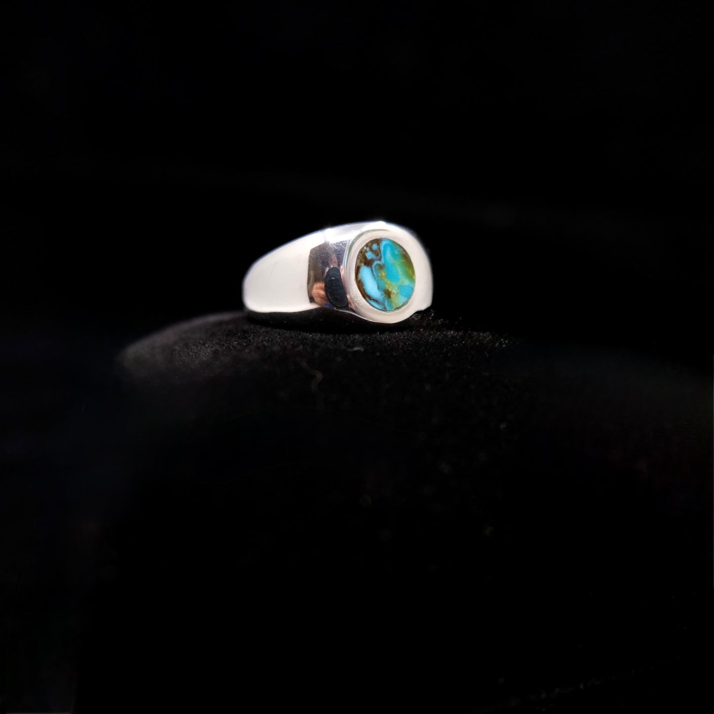 Kingman Turquoise Round Signet {8} READY TO SHIP