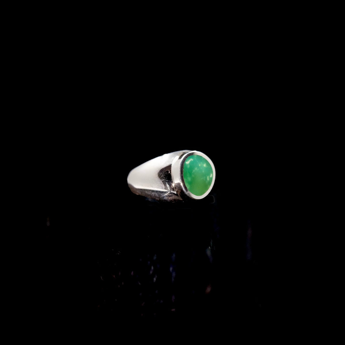 Stone Mountain Freeform Signet Ring {5.5}