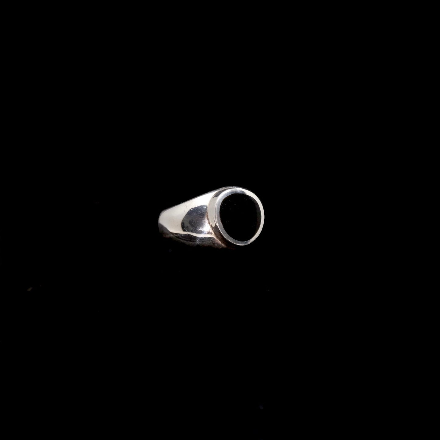 Onyx Free Form Signet Ring {8}