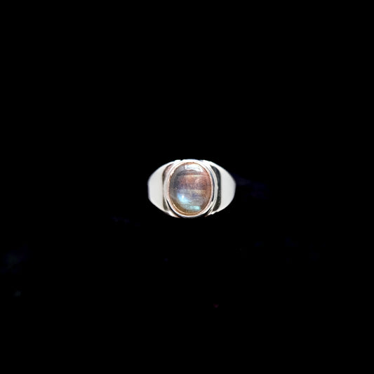 Labradorite Signet Ring {6.5}