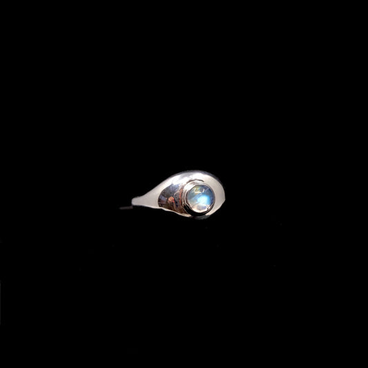 Velora with Moonstone {8}