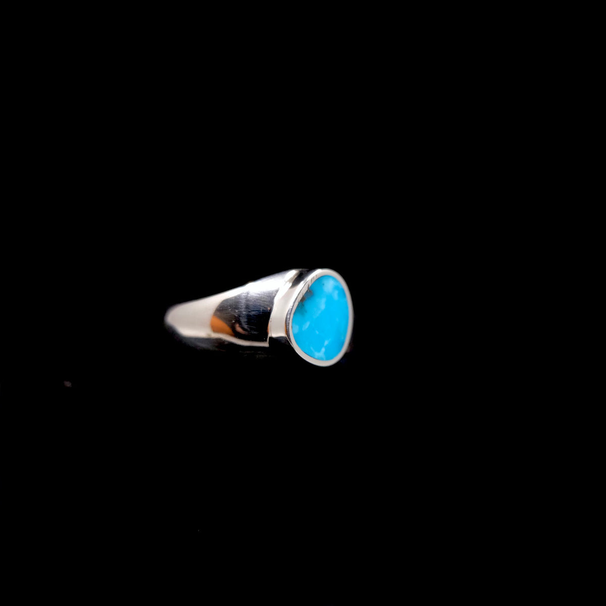 Kingman Turquoise Freeform Signet Ring {7}