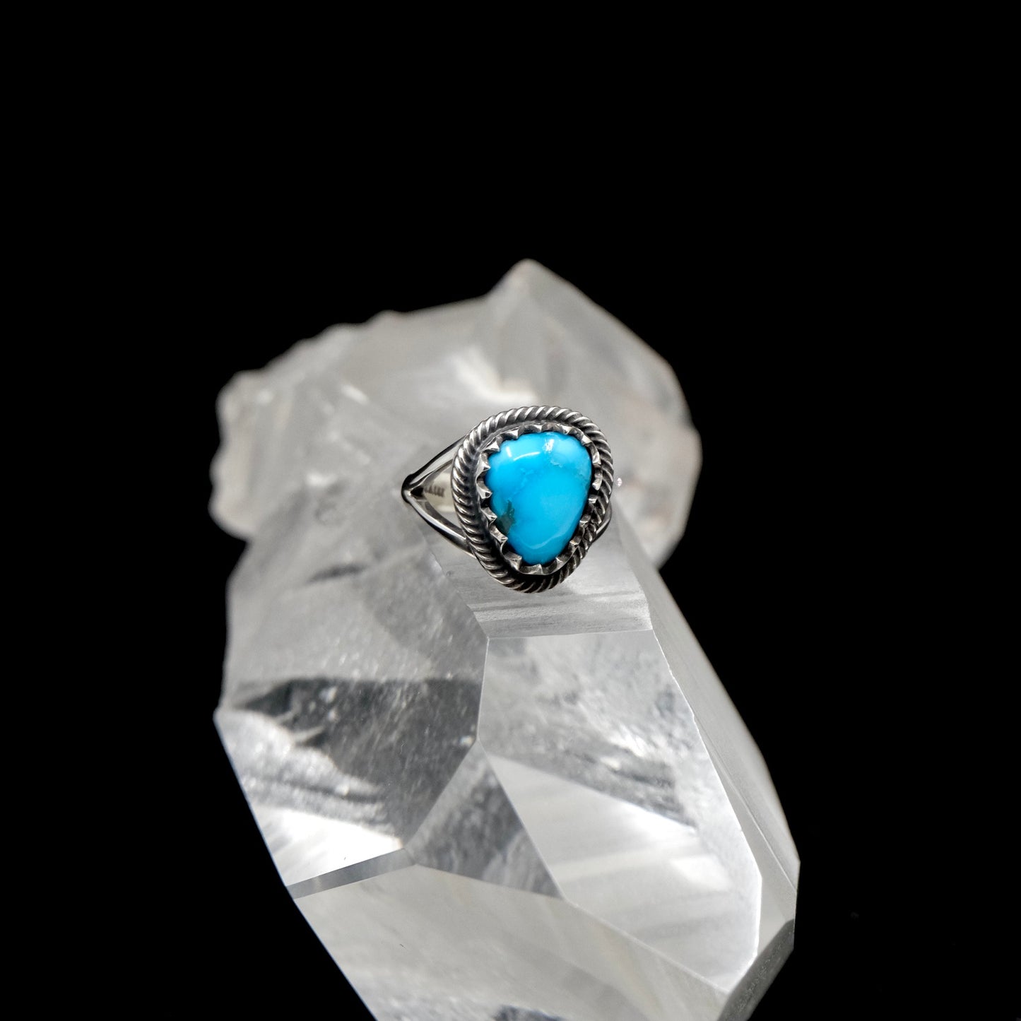 Kingman Turquoise Ring {6}