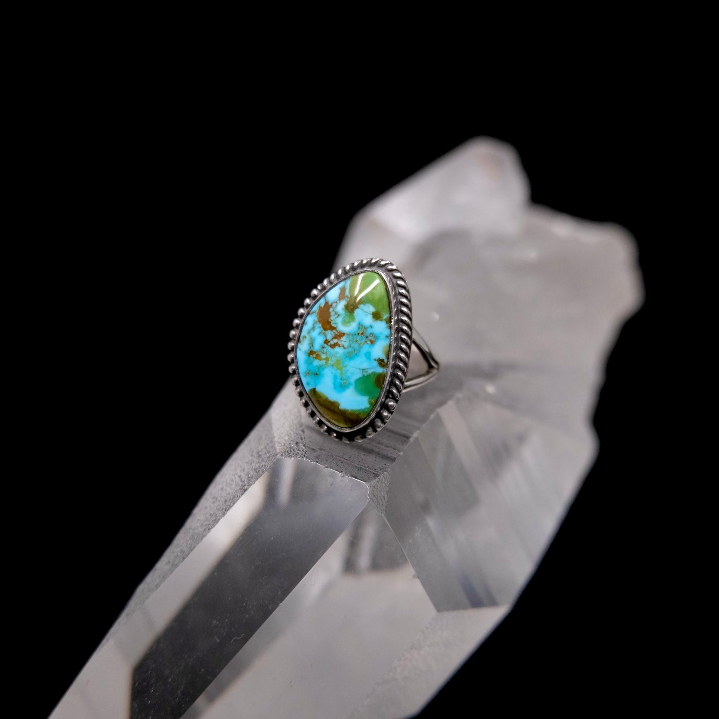 Polychrome Kingman Turquoise Ring {6.75}