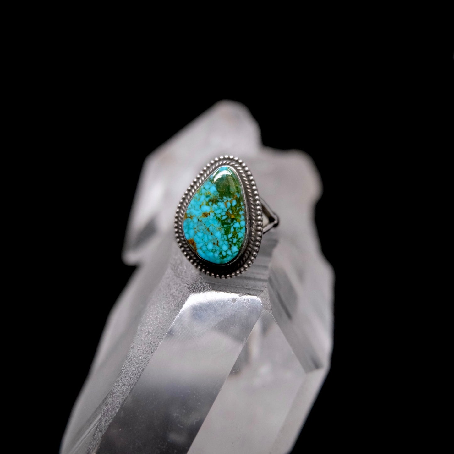 Polychrome Kingman Turquoise Ring {7.75}