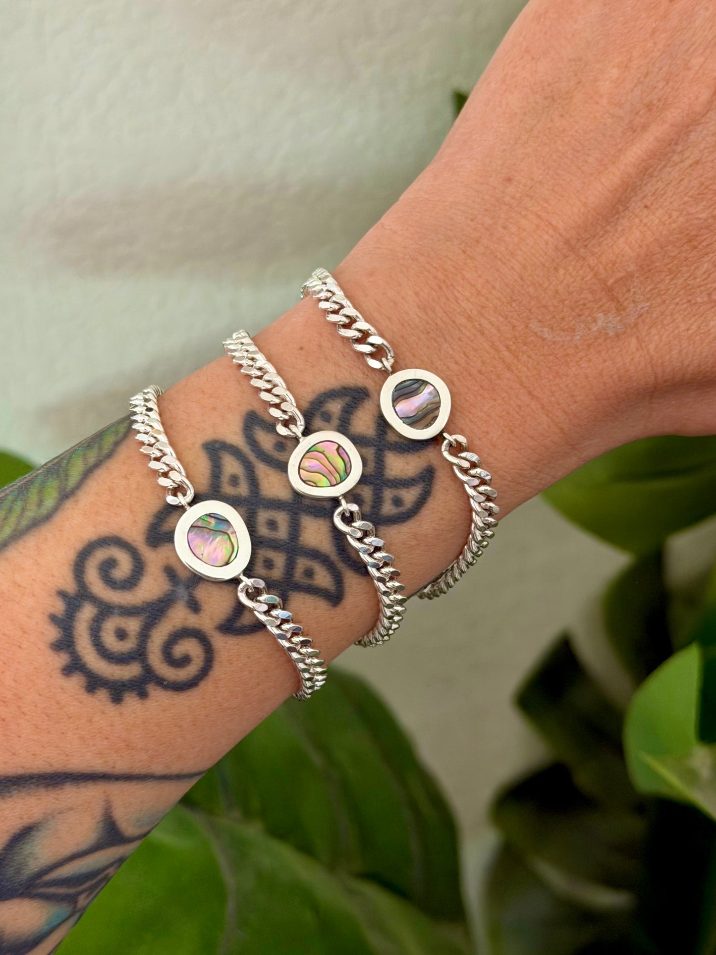 Abalone Bracelet {7"}