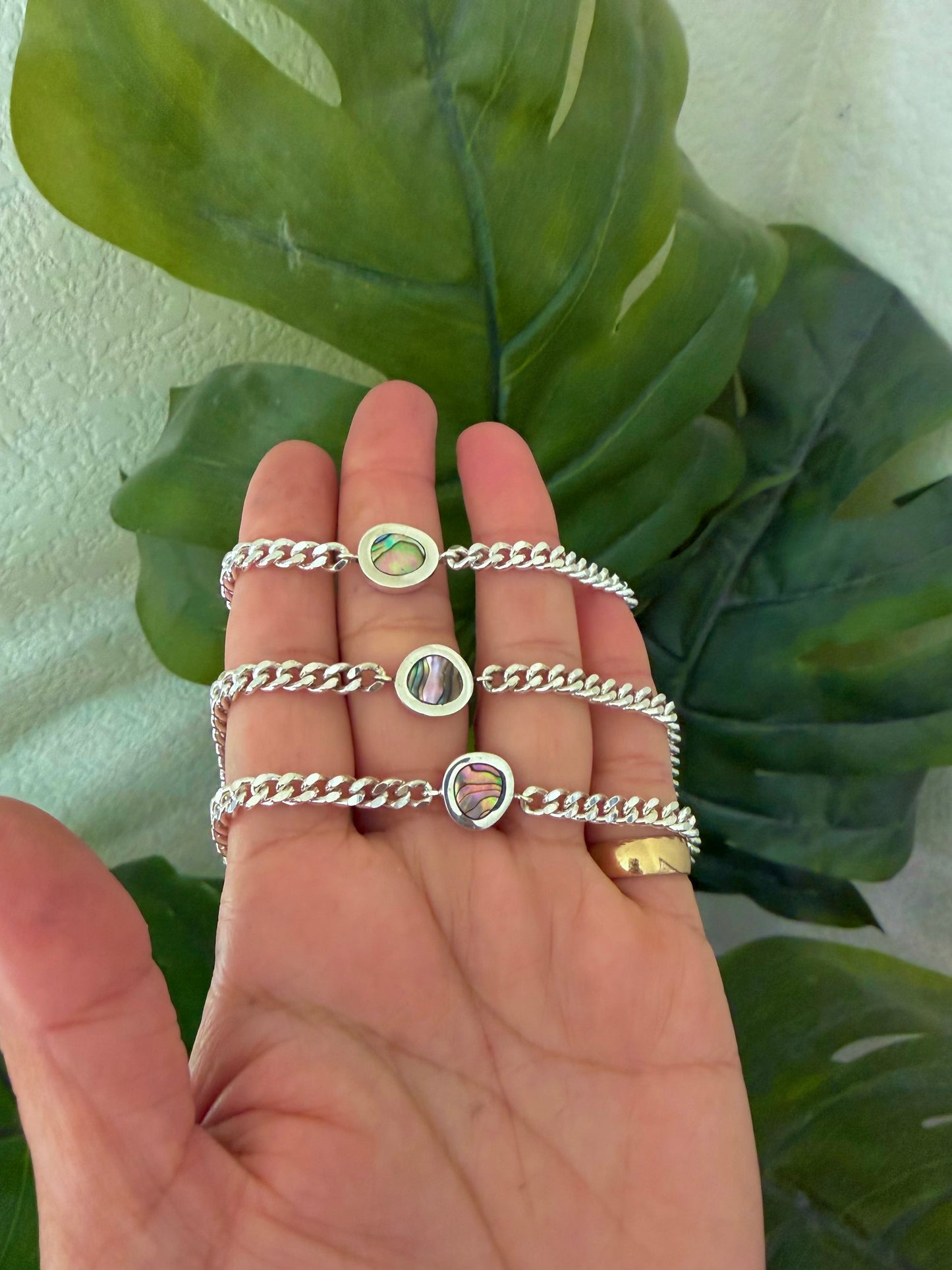 Abalone Bracelet {7"}