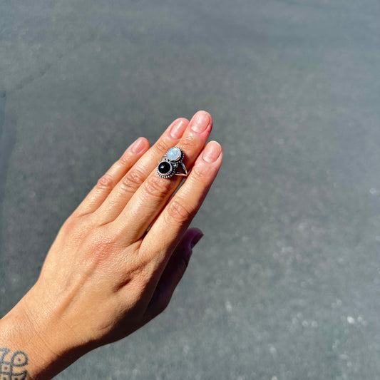 Yin & Yang Ring {6.5}