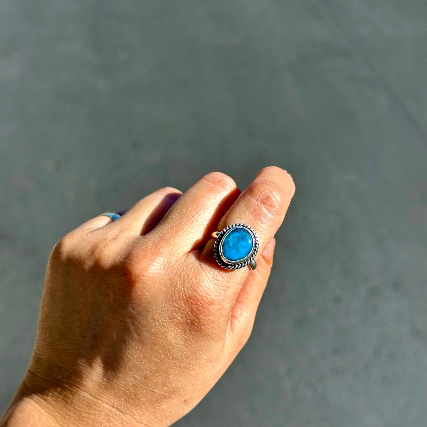 Kingman Turquoise Ring {8.5}